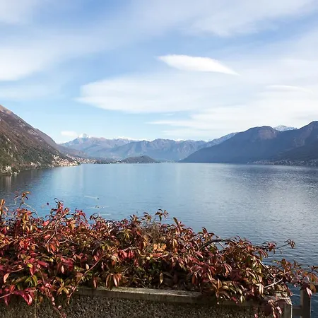 Sunny Terrace And Lake View Апартаменты